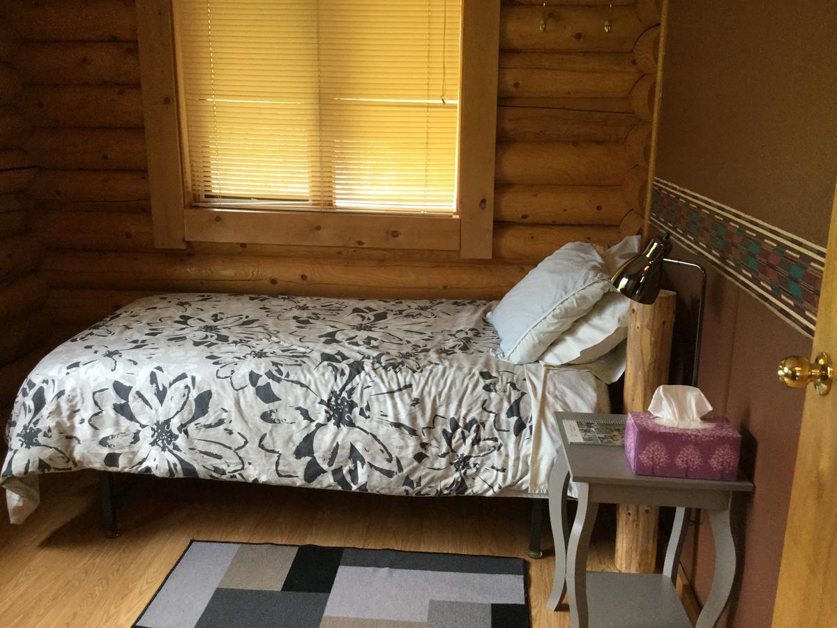 Folding Mountain B & B Fort Nelson Buitenkant foto